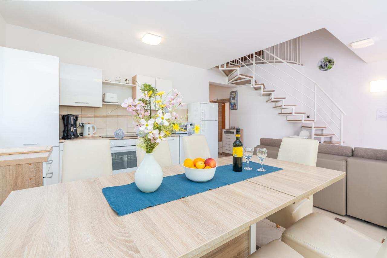 Apartment Lovorka 5 Baška Dış mekan fotoğraf