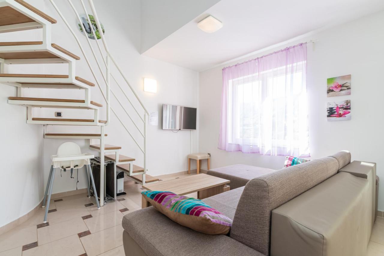 Apartment Lovorka 5 Baška Dış mekan fotoğraf