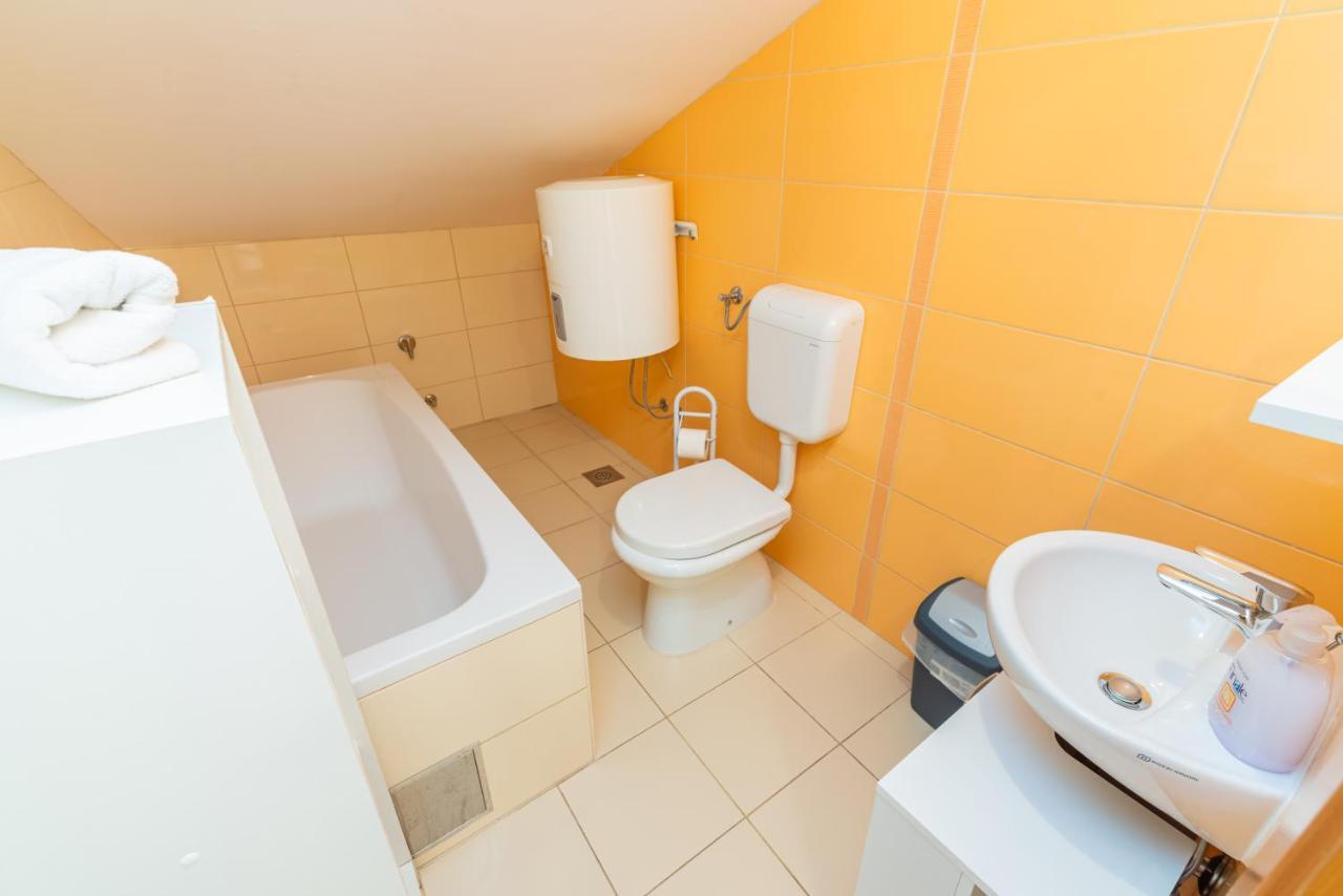 Apartment Lovorka 5 Baška Dış mekan fotoğraf